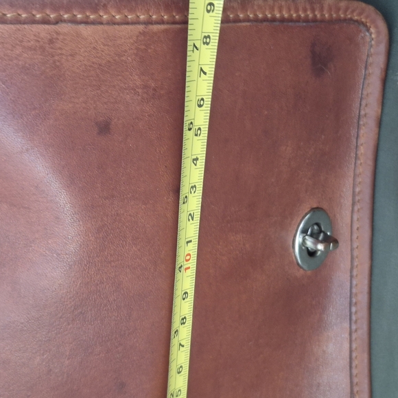 Classic Brown Leather Men's Bag - Picture 5 of 9